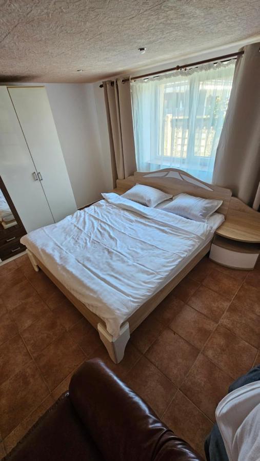 Apartament Airport Host Kluż-Napoka Zewnętrze zdjęcie